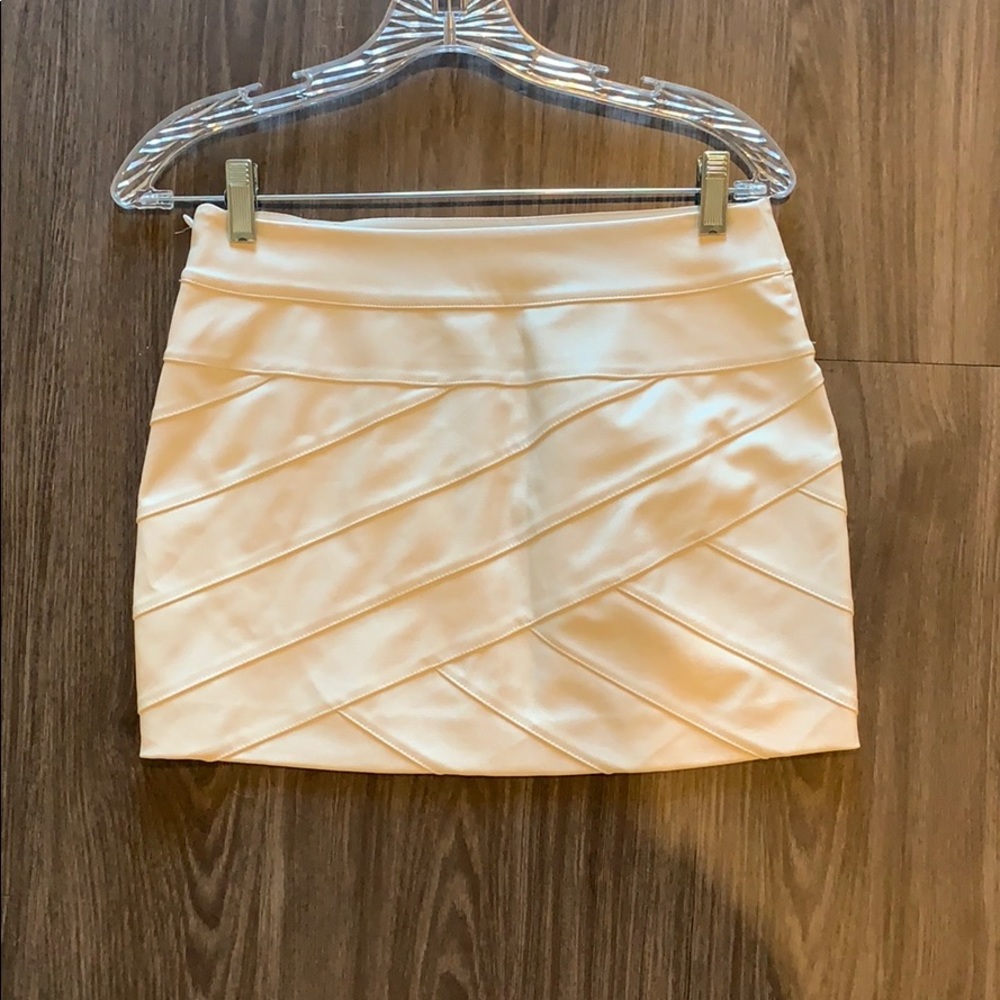 Express Leather Mini Skirt - 00